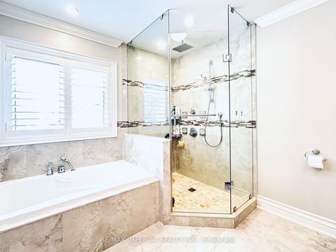 Photo 19 at 418 Queen Mary Drive, CO Central, Oakville