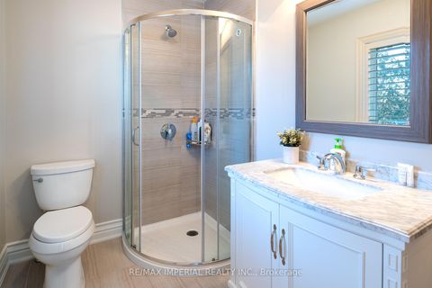 Photo 22 at 418 Queen Mary Drive, CO Central, Oakville