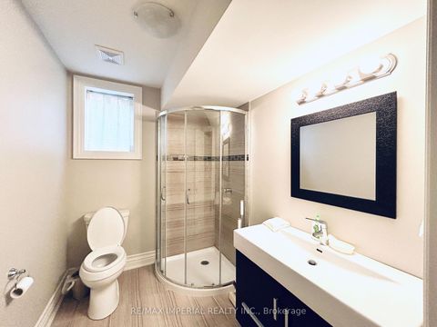 Photo 30 at 418 Queen Mary Drive, CO Central, Oakville