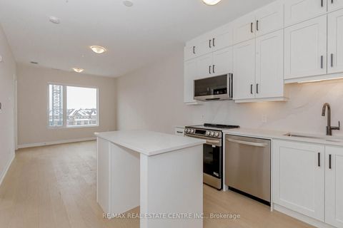 Photo 9 at 310 - 3265 Carding Mill Trail, GO Glenorchy, Oakville