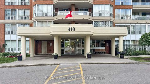 Photo 4 at 1111 - 410 Mclevin Avenue, Malvern, Toronto