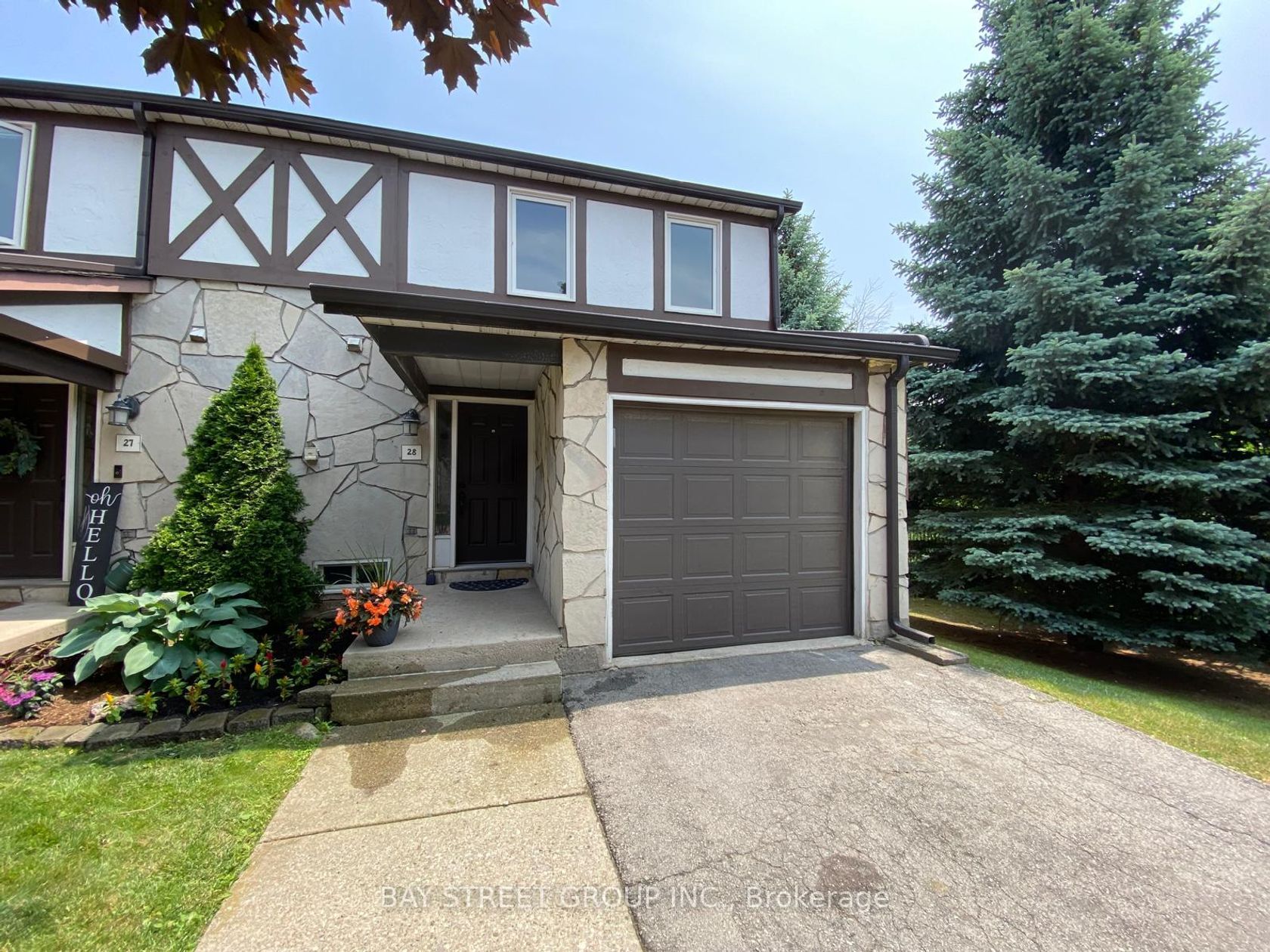 28 - 2200 Glenwood School Drive, Freeman, Burlington 
