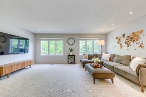 Photo 11 at 2356 Strawfield Court, RO River Oaks, Oakville