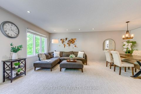 Photo 12 at 2356 Strawfield Court, RO River Oaks, Oakville