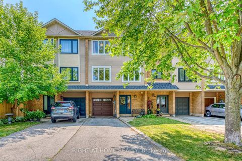 Photo 32 at 2356 Strawfield Court, RO River Oaks, Oakville