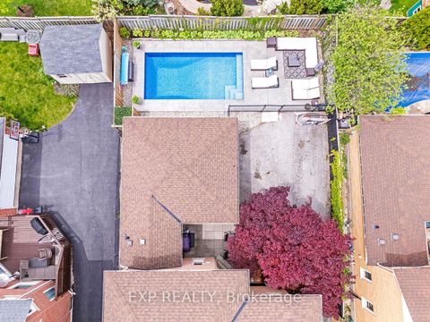 Photo 32 at 2460 Sixth Line, RO River Oaks, Oakville