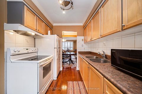 Photo 11 at 113 - 1280 Bridletowne Circle, L'Amoreaux, Toronto
