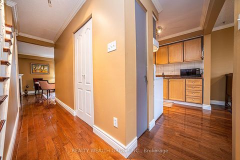 Photo 14 at 113 - 1280 Bridletowne Circle, L'Amoreaux, Toronto