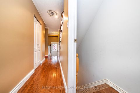 Photo 15 at 113 - 1280 Bridletowne Circle, L'Amoreaux, Toronto