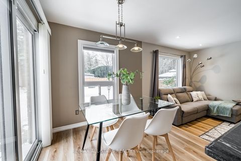 Photo 17 at 155 Willow Lane, London, Newmarket