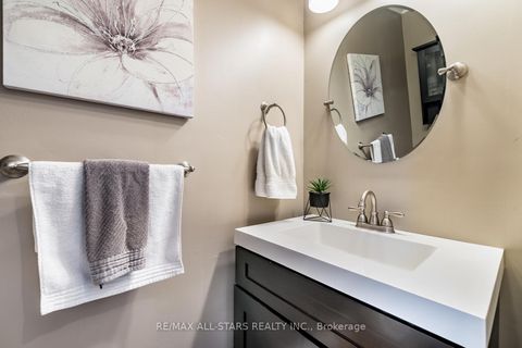 Photo 24 at 155 Willow Lane, London, Newmarket