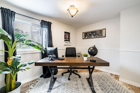 Photo 31 at 155 Willow Lane, London, Newmarket