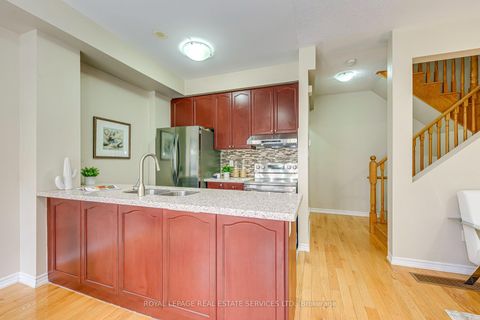 Photo 7 at 12 - 2435 GREENWICH Drive, WM Westmount, Oakville