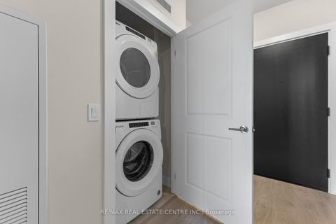 Photo 16 at 601 - 3220 William Coltson Avenue, JM Joshua Meadows, Oakville