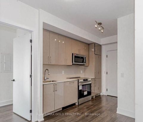 Photo 10 at 723 - 2450 Old Bronte Road W, WM Westmount, Oakville