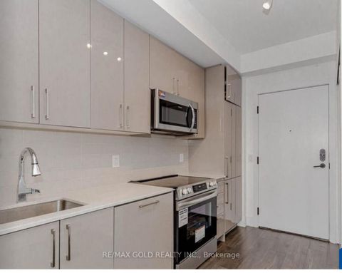 Photo 12 at 723 - 2450 Old Bronte Road W, WM Westmount, Oakville