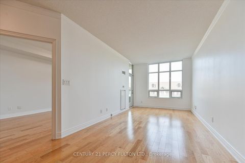 Photo 8 at 317 - 20 Bloorview Place, Don Valley Village, Toronto