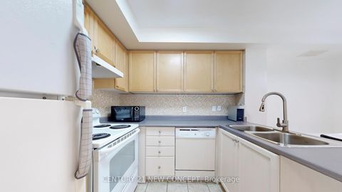 Photo 9 at 2 - 45 Cedarcroft Boulevard, Branson, Toronto