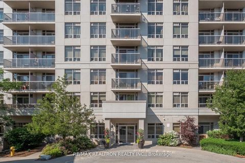 Photo 2 at 426 - 3650 Kingston Road, Scarborough Village, Toronto