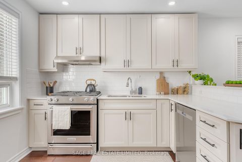 Photo 14 at 253 McRoberts Avenue, Davenport, Toronto
