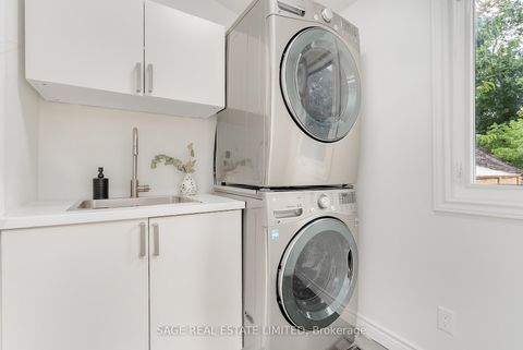 Photo 18 at 253 McRoberts Avenue, Davenport, Toronto