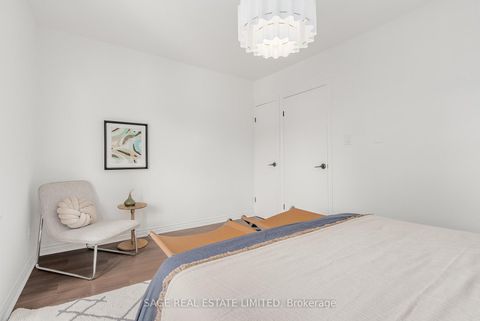 Photo 32 at 253 McRoberts Avenue, Davenport, Toronto