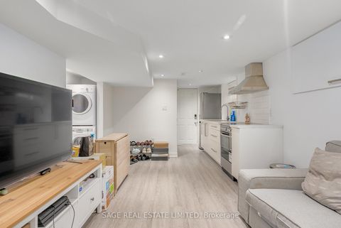 Photo 35 at 253 McRoberts Avenue, Davenport, Toronto