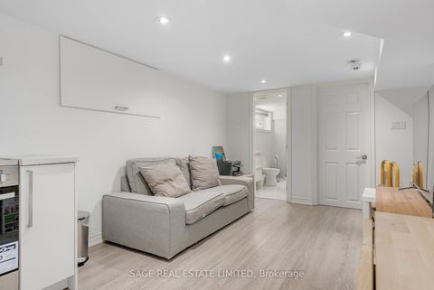 Photo 36 at 253 McRoberts Avenue, Davenport, Toronto