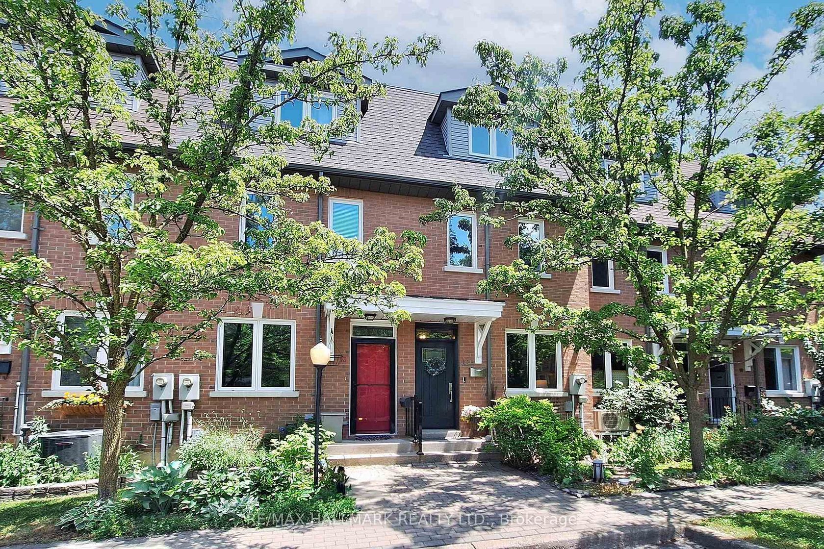 12 - 99 Goodwood Park Court, East York, Toronto 