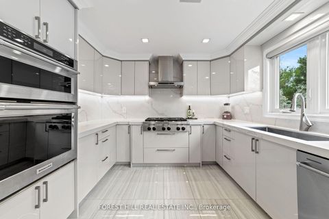 Photo 20 at 107 Old Surrey Lane, South Richvale, Richmond Hill