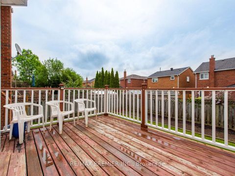 Photo 16 at 119 Cromwell Road, Maple, Vaughan