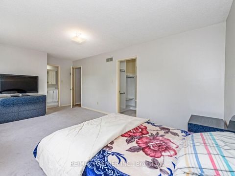Photo 22 at 119 Cromwell Road, Maple, Vaughan