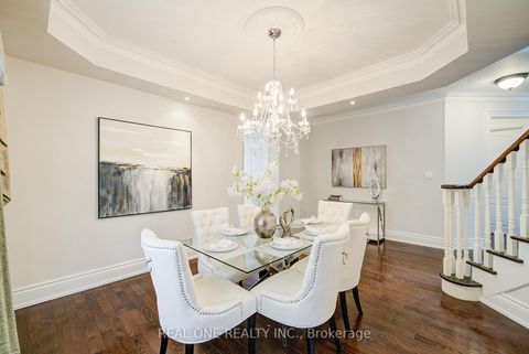 Photo 7 at 21 Moraine Ridge Drive, Jefferson, Richmond Hill