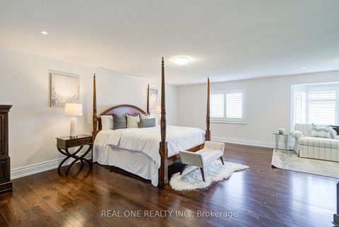 Photo 22 at 21 Moraine Ridge Drive, Jefferson, Richmond Hill