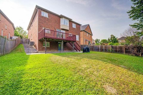 Photo 33 at 21 Moraine Ridge Drive, Jefferson, Richmond Hill