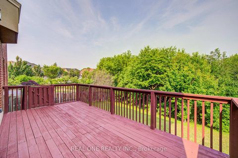 Photo 36 at 21 Moraine Ridge Drive, Jefferson, Richmond Hill