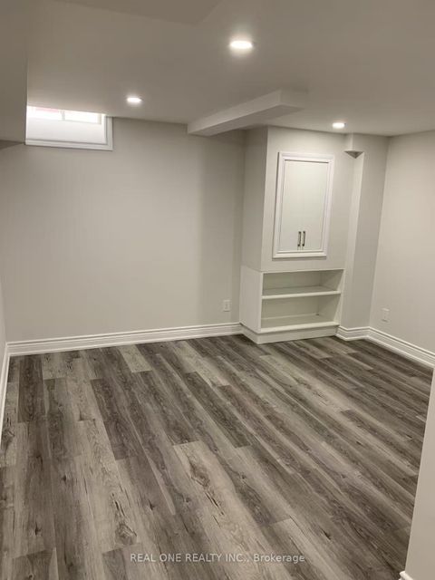 Photo 40 at 21 Moraine Ridge Drive, Jefferson, Richmond Hill