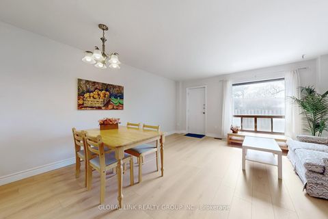 Photo 5 at 6 - 85 Rameau Drive S, Hillcrest Village, Toronto
