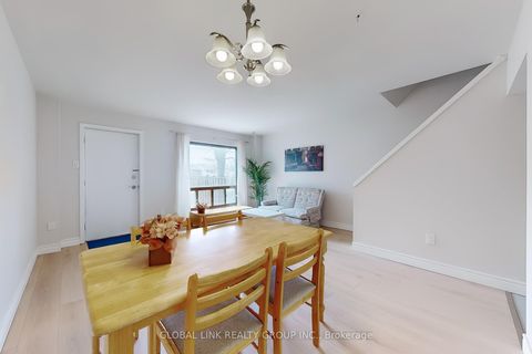 Photo 6 at 6 - 85 Rameau Drive S, Hillcrest Village, Toronto