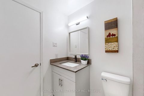 Photo 17 at 6 - 85 Rameau Drive S, Hillcrest Village, Toronto