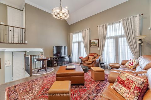 Photo 14 at 156 Camellia Crescent, GO Glenorchy, Oakville