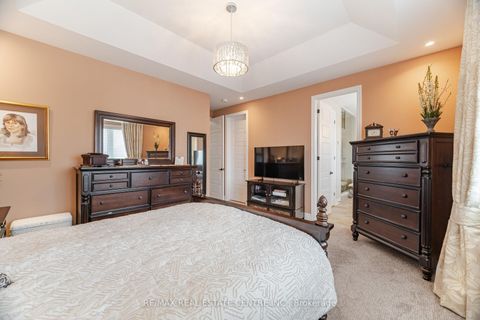 Photo 19 at 156 Camellia Crescent, GO Glenorchy, Oakville