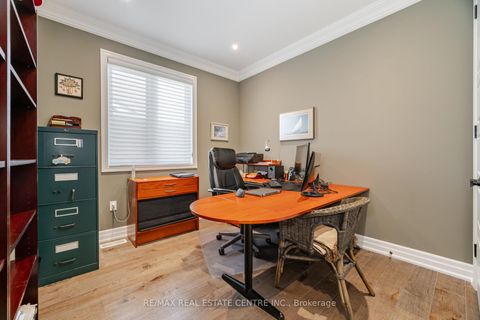 Photo 26 at 156 Camellia Crescent, GO Glenorchy, Oakville