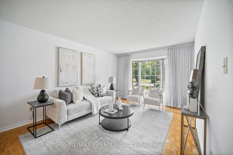 Photo 6 at 258 Mapes Avenue, West Woodbridge, Vaughan