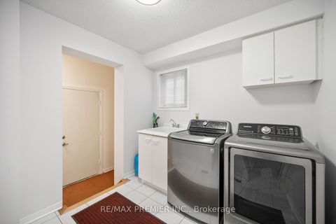 Photo 18 at 258 Mapes Avenue, West Woodbridge, Vaughan