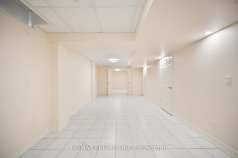 Photo 33 at 258 Mapes Avenue, West Woodbridge, Vaughan