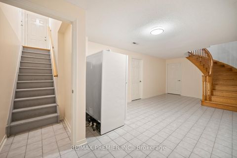 Photo 38 at 258 Mapes Avenue, West Woodbridge, Vaughan