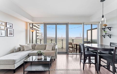 Photo 11 at 2105 - 70 Distillery Lane, Waterfront Communities C8, Toronto