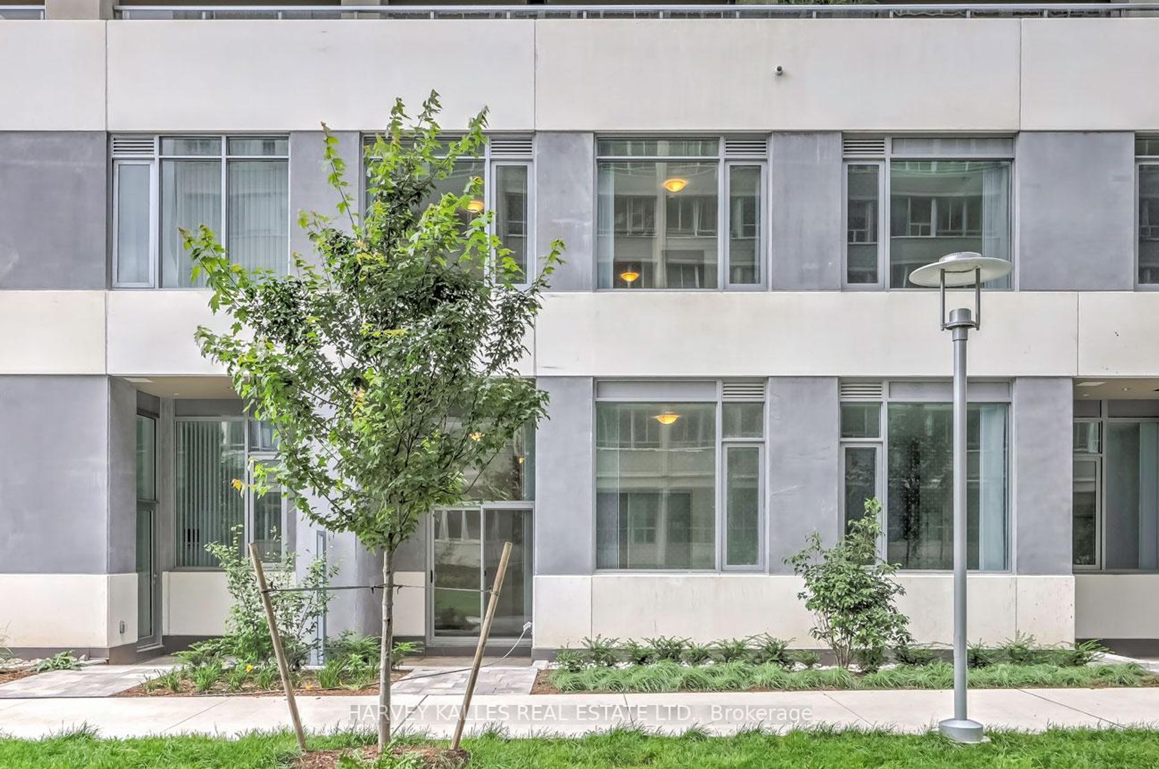 TH106 - 25 Holly Street, Mount Pleasant West, Toronto 