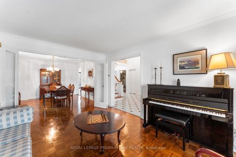 Photo 8 at 14 Bradmore Avenue, Pelmo Park W5, Toronto